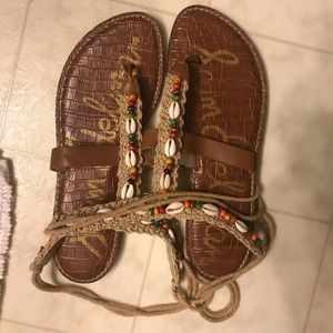 Beaded sandals with ankle tie